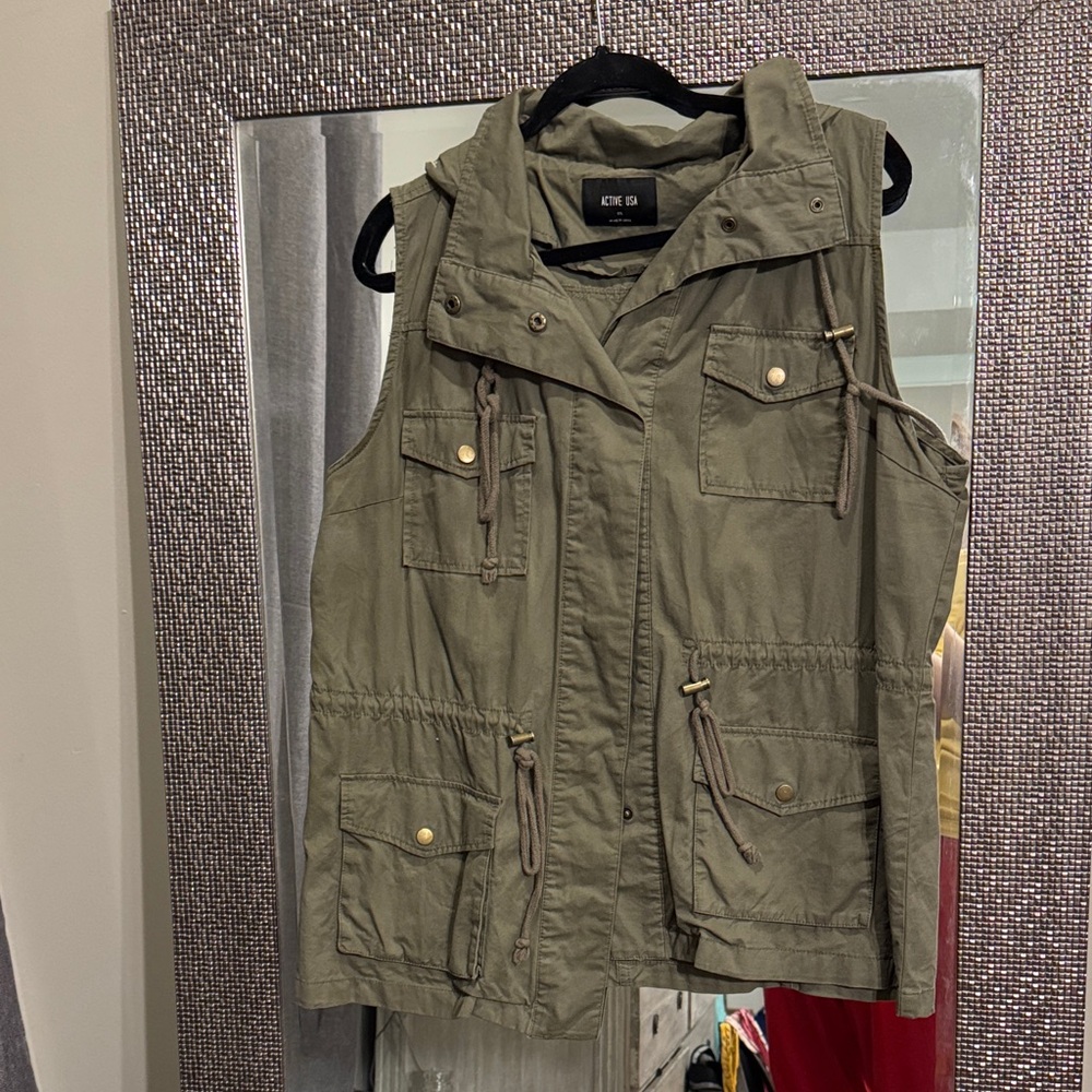 Active USA Utility Vest